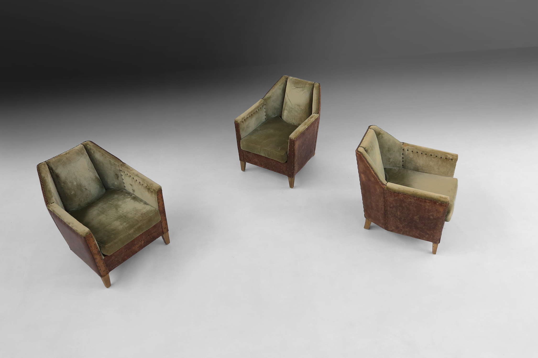 Set of three Art Deco armchairsthumbnail